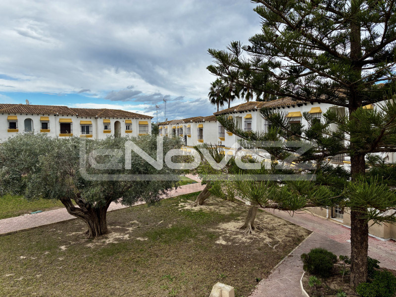 Hangulatos lakás egy csendes, zárt lakóparkban. #2073