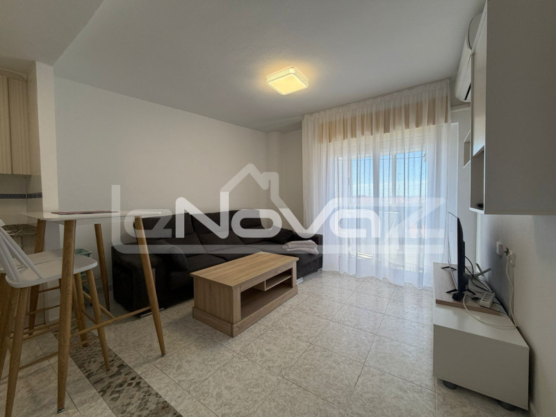 Three-room apartment in the center of Torrevieja. #2077