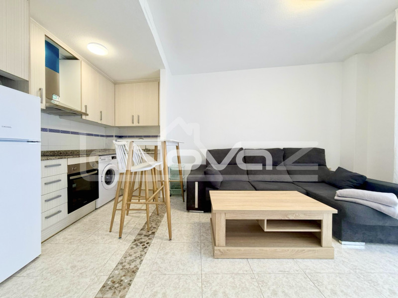 Three-room apartment in the center of Torrevieja. #2077