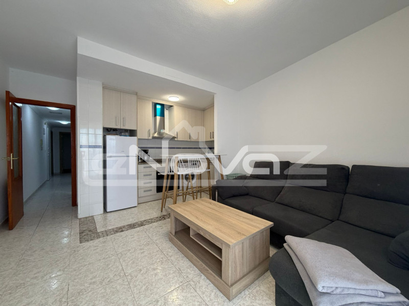 Three-room apartment in the center of Torrevieja. #2077