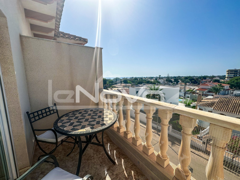 Пентхаус з 2 спальнями з видом на море в La Zenia. #2079