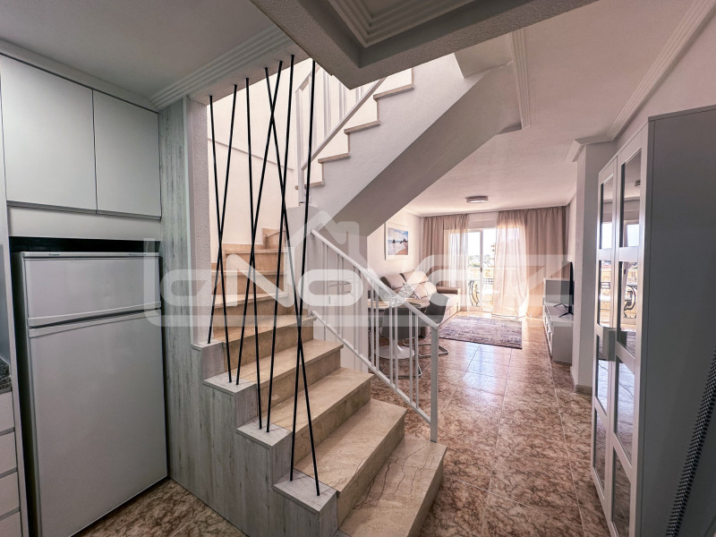 Пентхаус з 2 спальнями з видом на море в La Zenia. #2079