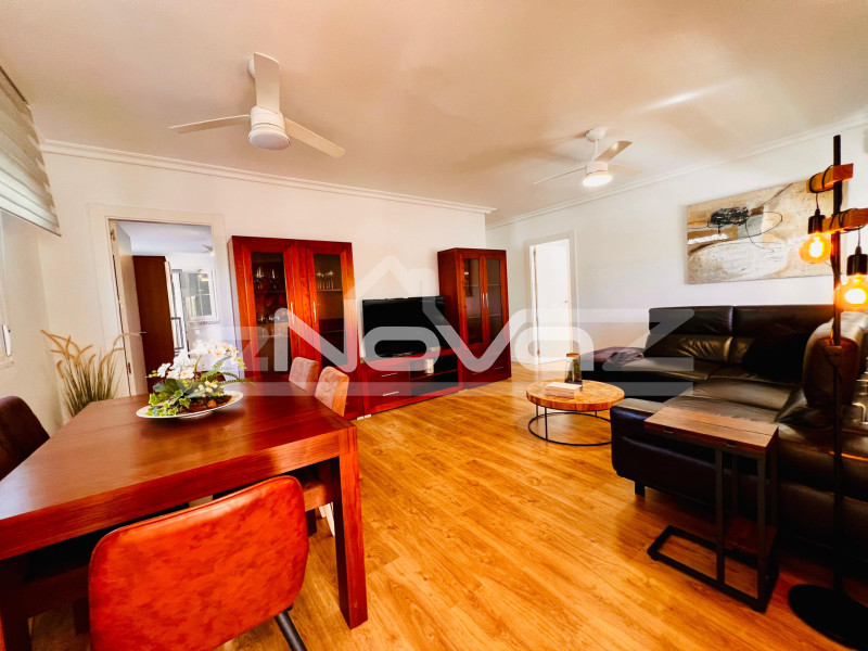 Світла кутова квартира на першому поверсі лише за 700 м від моря – Mil Palmeras. #2080