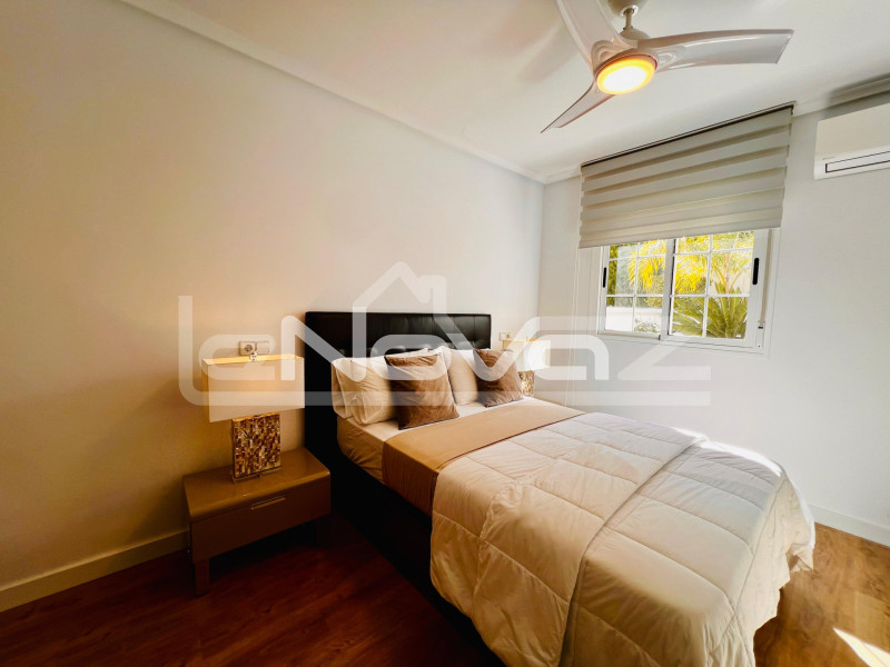 Світла кутова квартира на першому поверсі лише за 700 м від моря – Mil Palmeras. #2080