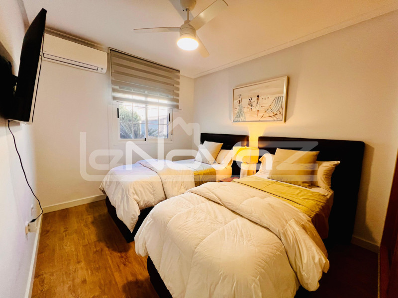 Світла кутова квартира на першому поверсі лише за 700 м від моря – Mil Palmeras. #2080