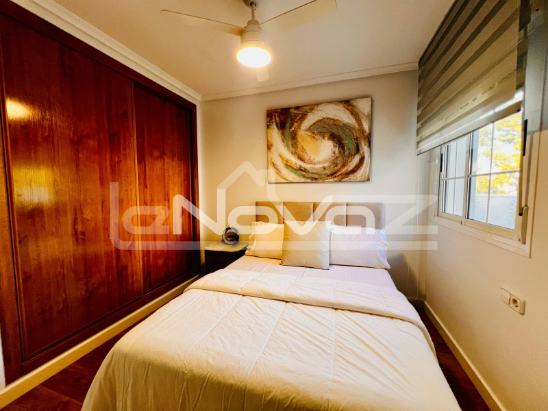 Світла кутова квартира на першому поверсі лише за 700 м від моря – Mil Palmeras. #2080