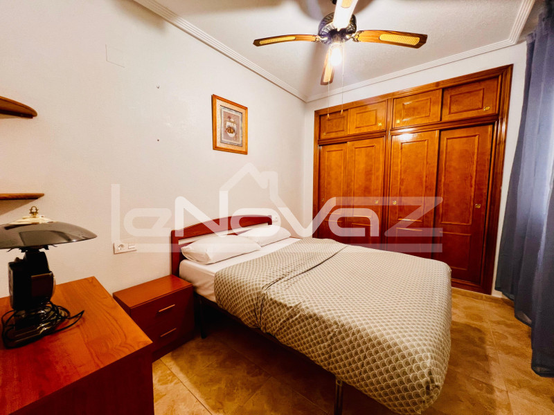 2-кімнатна квартира з басейном в центрі Торрев'єхи, поруч з парком Націонес. #2082