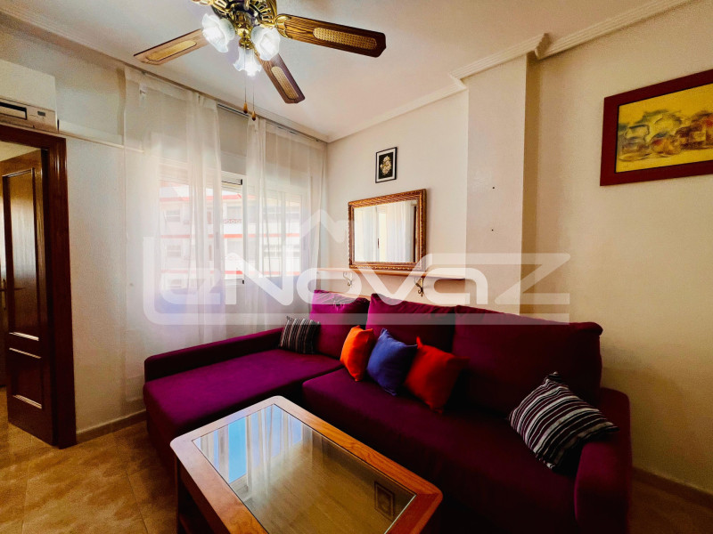 2-кімнатна квартира з басейном в центрі Торрев'єхи, поруч з парком Націонес. #2082