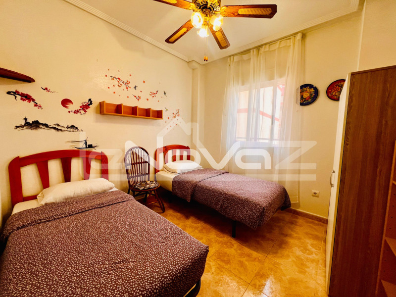 2-кімнатна квартира з басейном в центрі Торрев'єхи, поруч з парком Націонес. #2082