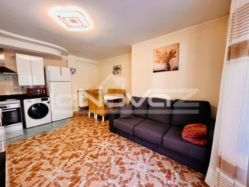 Затишна 2-кімнатна квартира всього за 2 хвилини від моря – район Ла Велета, Торрев'єха. #2083