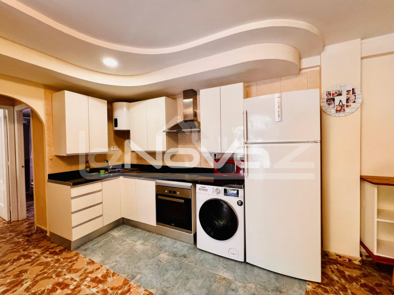 Затишна 2-кімнатна квартира всього за 2 хвилини від моря – район Ла Велета, Торрев'єха. #2083