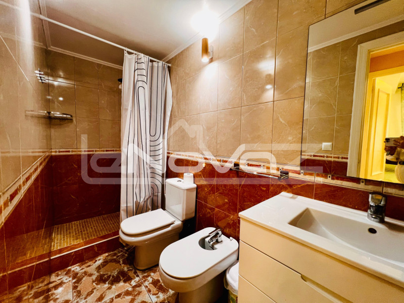 Затишна 2-кімнатна квартира всього за 2 хвилини від моря – район Ла Велета, Торрев'єха. #2083