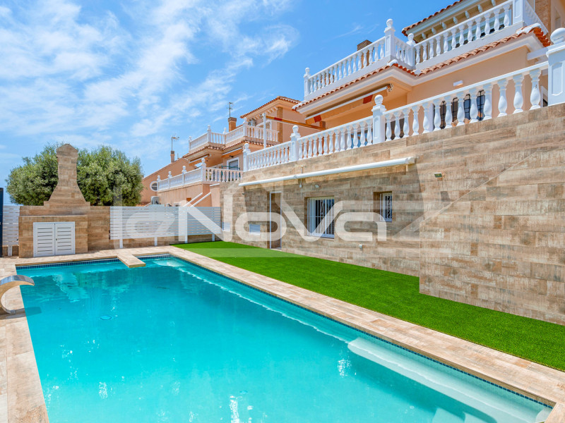 Villa négy hálószobával La Mata. #2088