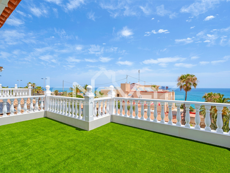 Villa négy hálószobával La Mata. #2088