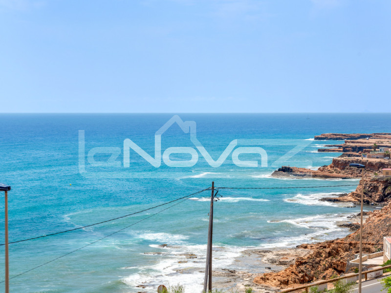 Villa négy hálószobával La Mata. #2088