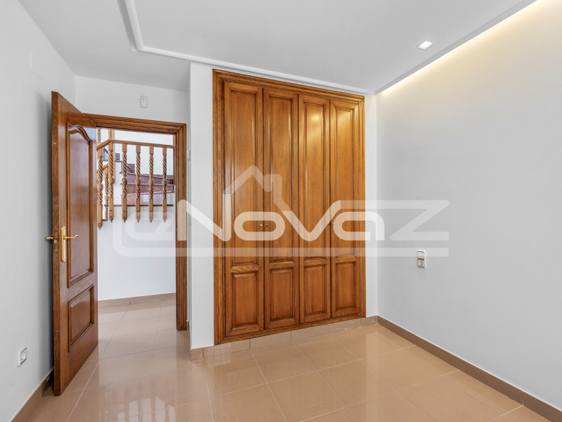 Villa négy hálószobával La Mata. #2088