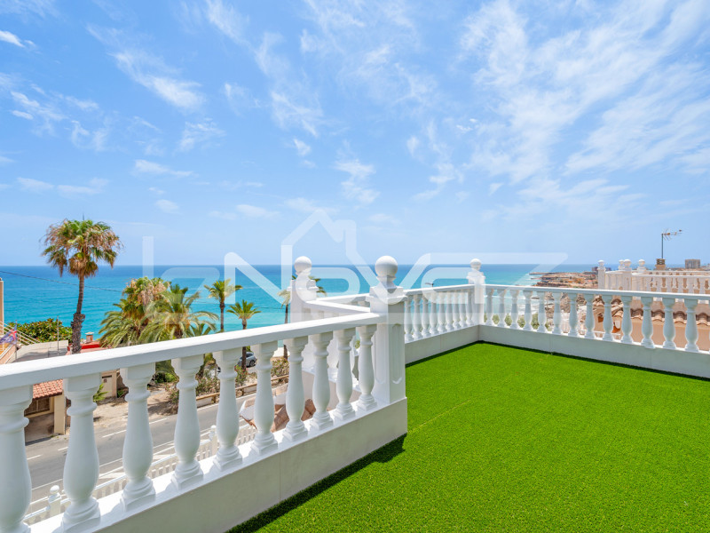 Villa négy hálószobával La Mata. #2088