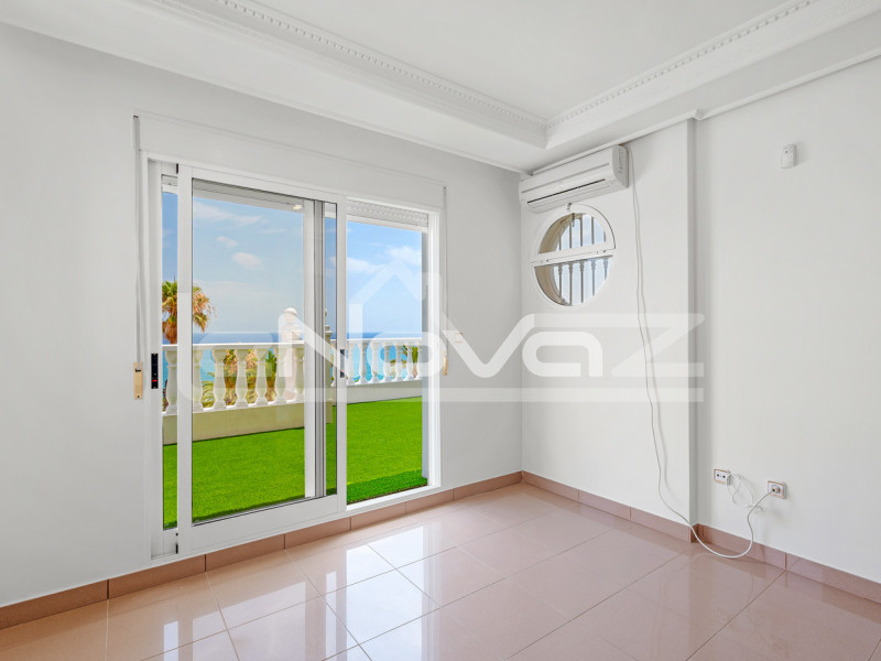 Villa négy hálószobával La Mata. #2088