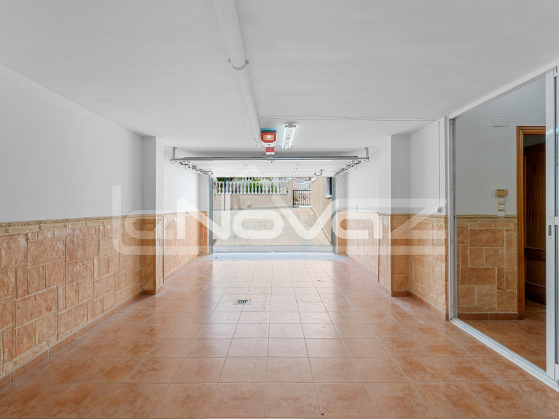 Villa négy hálószobával La Mata. #2088