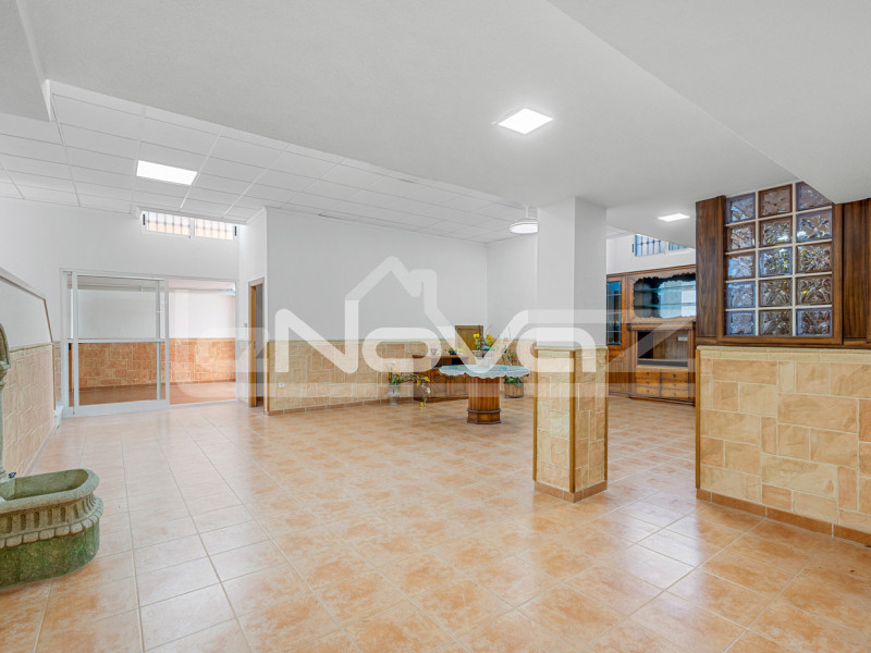 Villa négy hálószobával La Mata. #2088