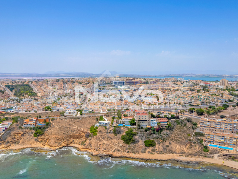 Villa négy hálószobával La Mata. #2088