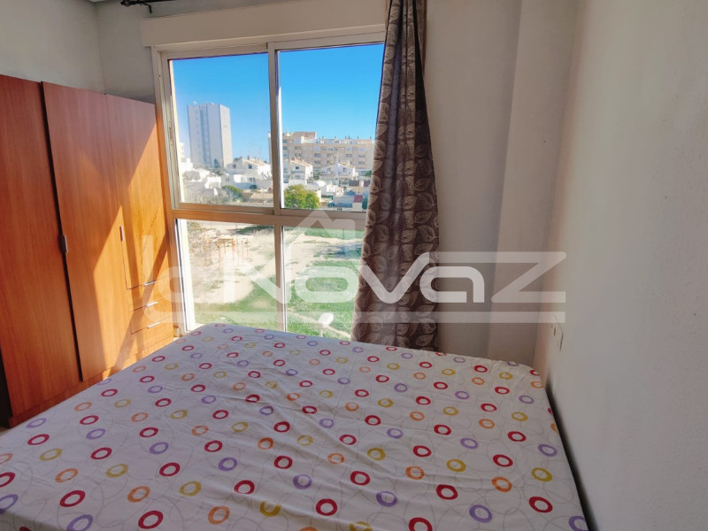 Апартаменти в Торрев'єсі, 10 хвилин пішки від зручностей та моря. #2092