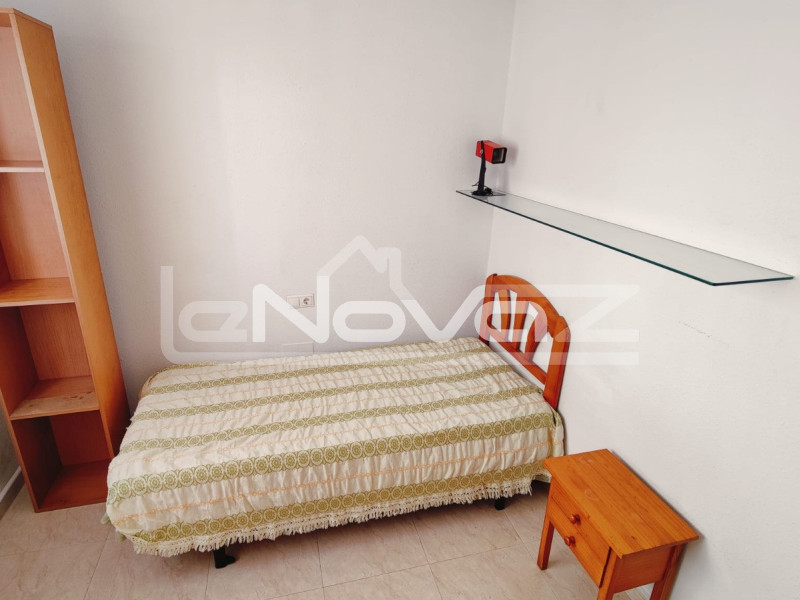 Апартаменти в Торрев'єсі, 10 хвилин пішки від зручностей та моря. #2092