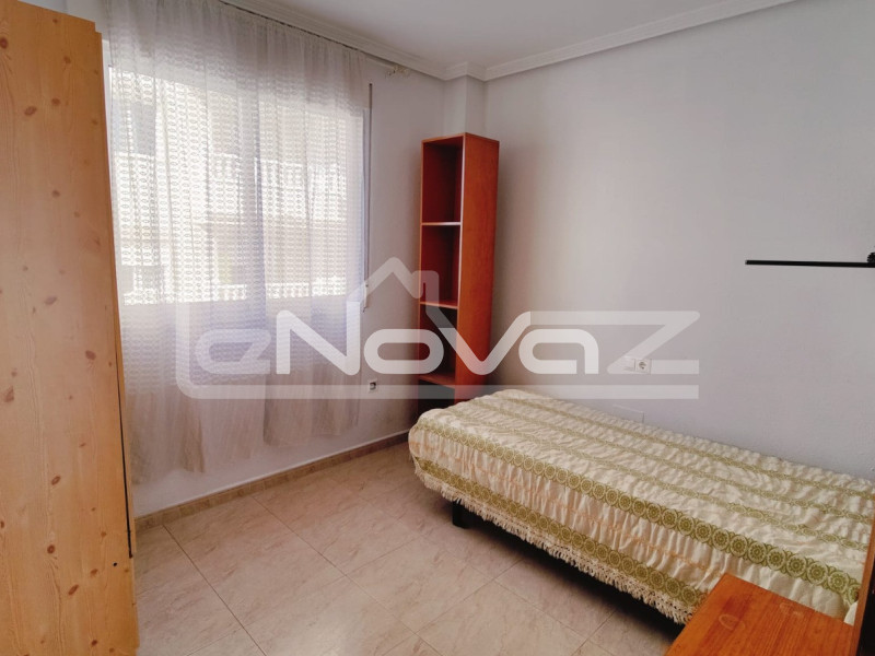 Апартаменти в Торрев'єсі, 10 хвилин пішки від зручностей та моря. #2092