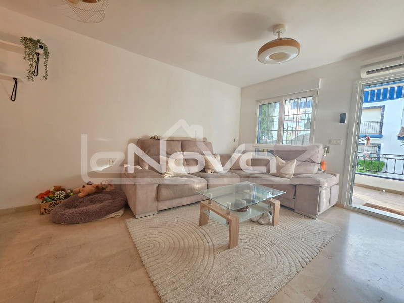 Неймовірний повністю відремонтований бунгало на першому поверсі в Лос-Дольсес. #2095