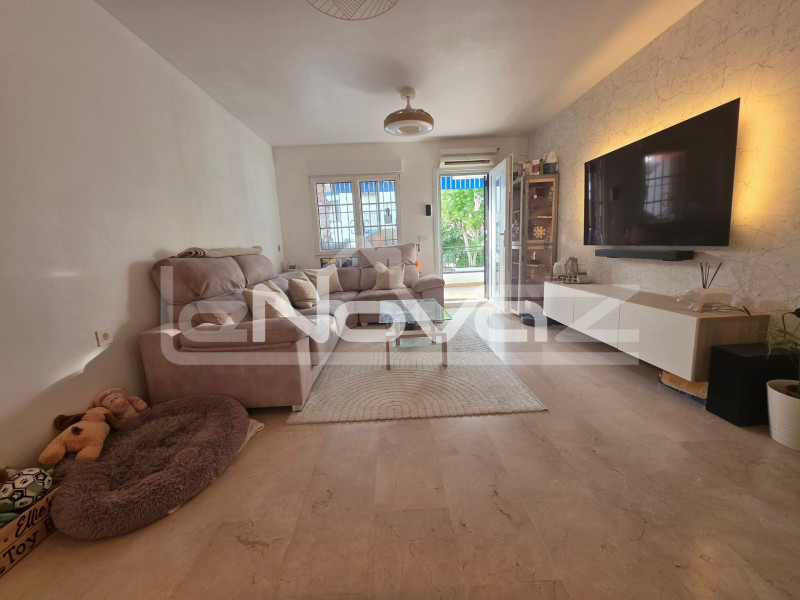 Неймовірний повністю відремонтований бунгало на першому поверсі в Лос-Дольсес. #2095