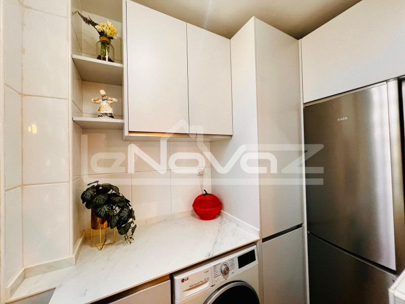 Сучасні апартаменти з трьома спальнями Mil Palmeras. #2096