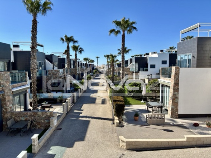 Атіко в новобудові. Ново, сучасно, комфортно. #2097