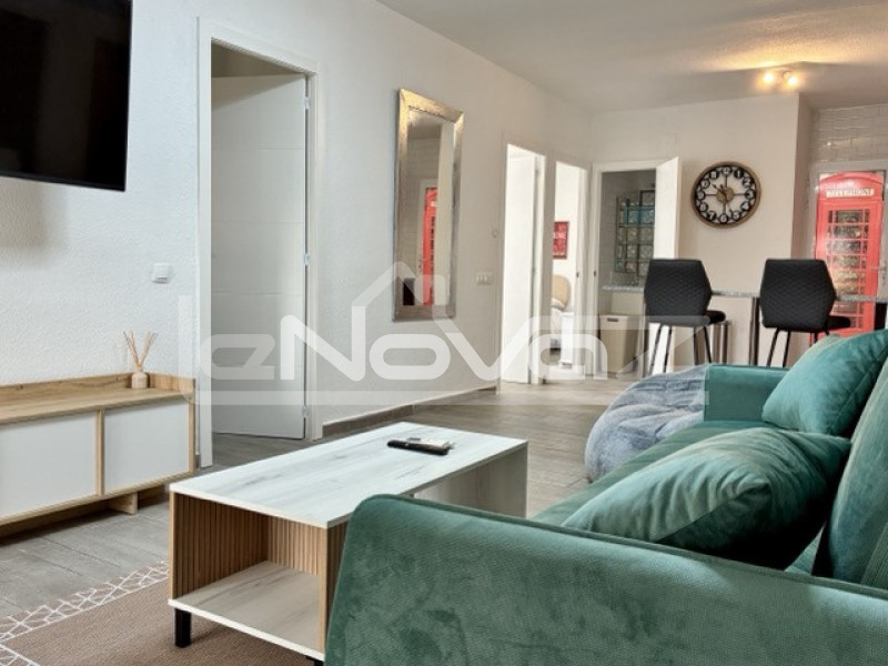 Wohnung im modernen Stil renoviert. #2098