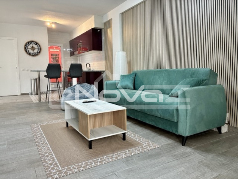Wohnung im modernen Stil renoviert. #2098