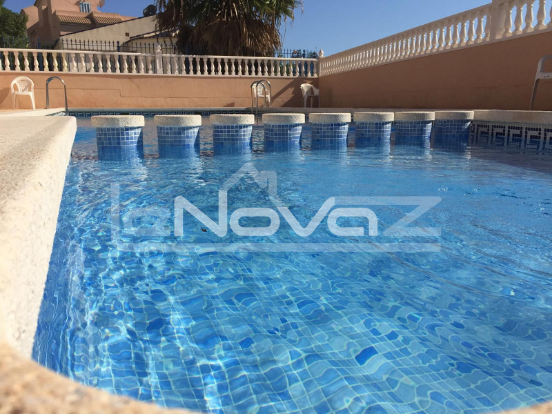 Magnifique maison de ville entièrement rénovée au cœur de Playa Flamenca. #2103