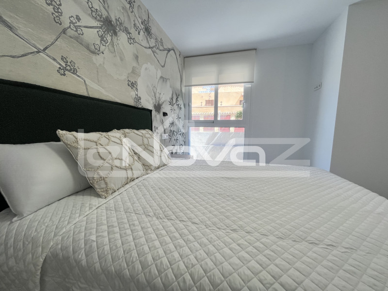 Appartement au rez-de-chaussée, entièrement rénové à Torrevieja. #2109