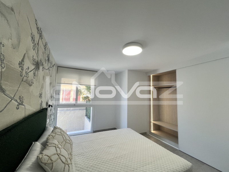 Appartement au rez-de-chaussée, entièrement rénové à Torrevieja. #2109