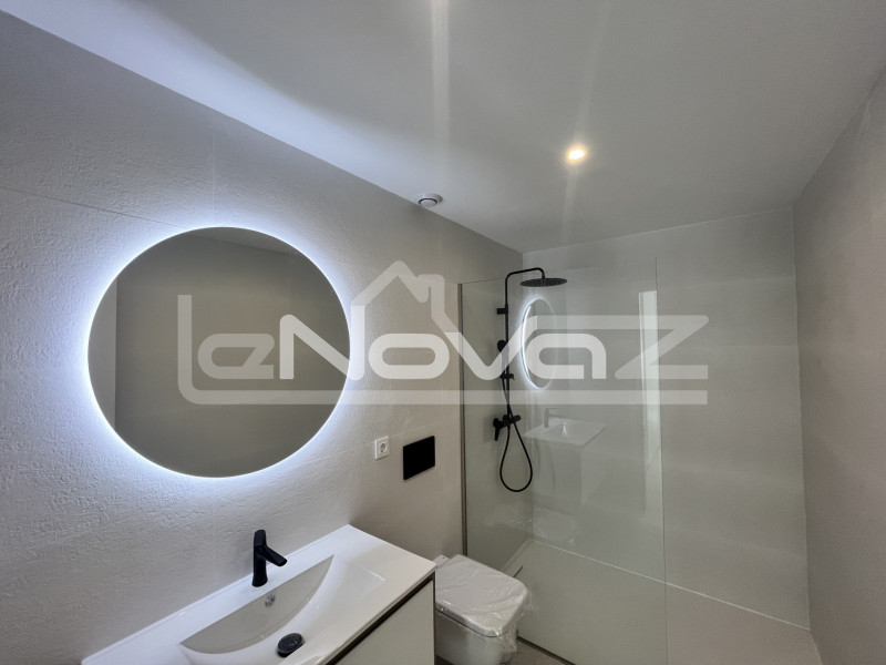 Appartement au rez-de-chaussée, entièrement rénové à Torrevieja. #2109