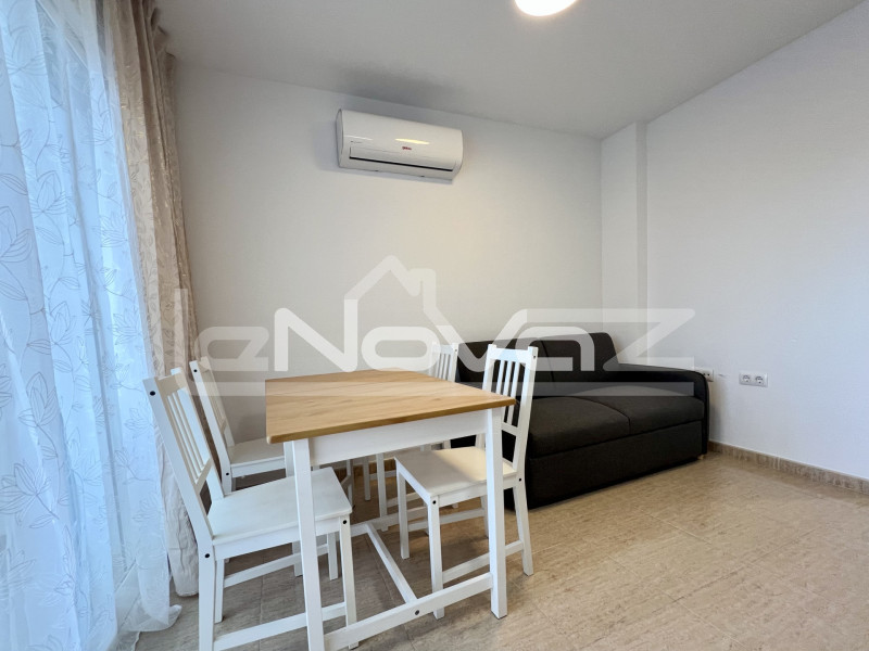 One-bedroom apartment. Newly renovated. Great location.. #2113