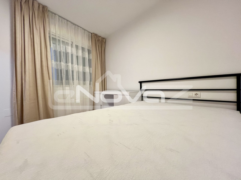One-bedroom apartment. Newly renovated. Great location.. #2113