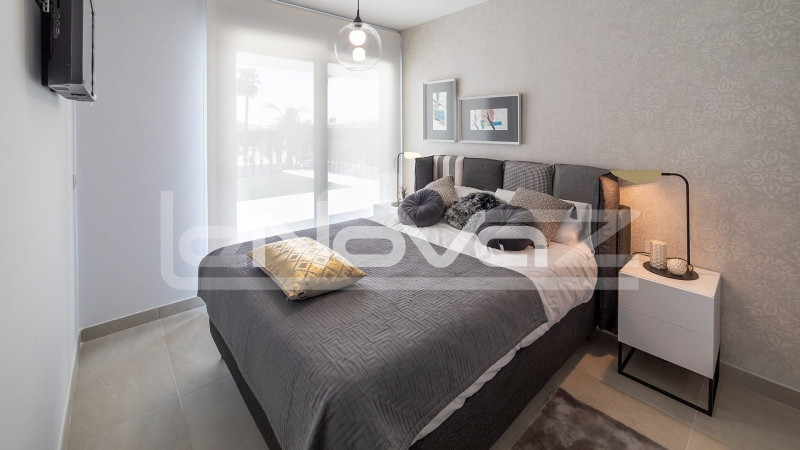 Апартаменты с двумя спальнями в Playa Flamenca. #754