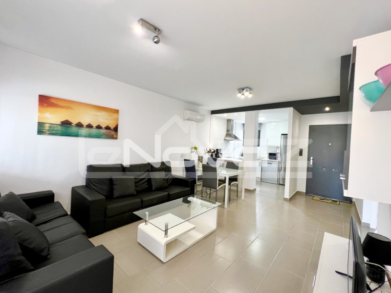 Lovely corner bungalow for holidays in La Zenia. #914