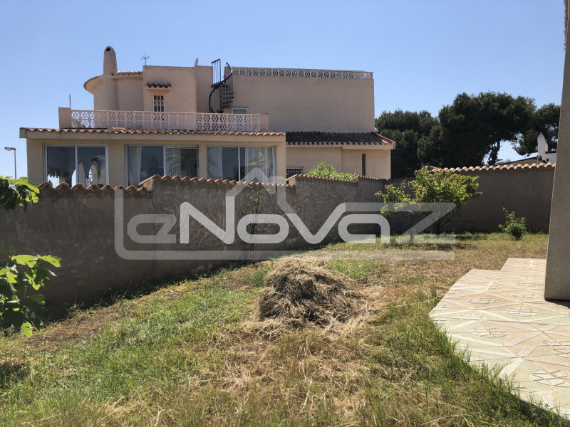 villa 3 bedrooms La Zenia. #956