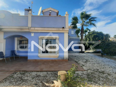 House with large garden in Lomas Cabo Roig