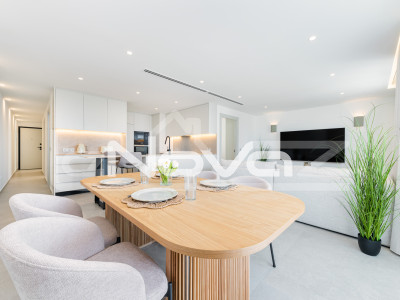 Пентхаус на першій лінії пляжу в Торрев'єсі