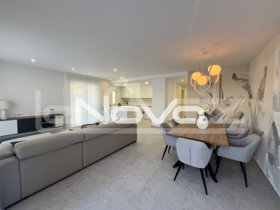 Appartement au rez-de-chaussée, entièrement rénové à Torrevieja